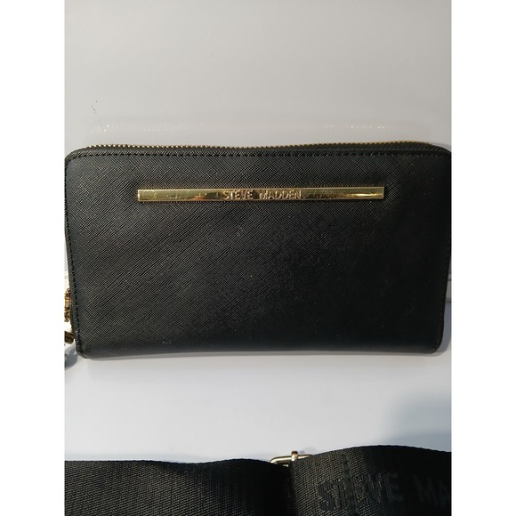 Steve Madden Black Quilted Convertible Fanny Pack Belt Bag & Matching Wallet Set - Picture 5 of 10